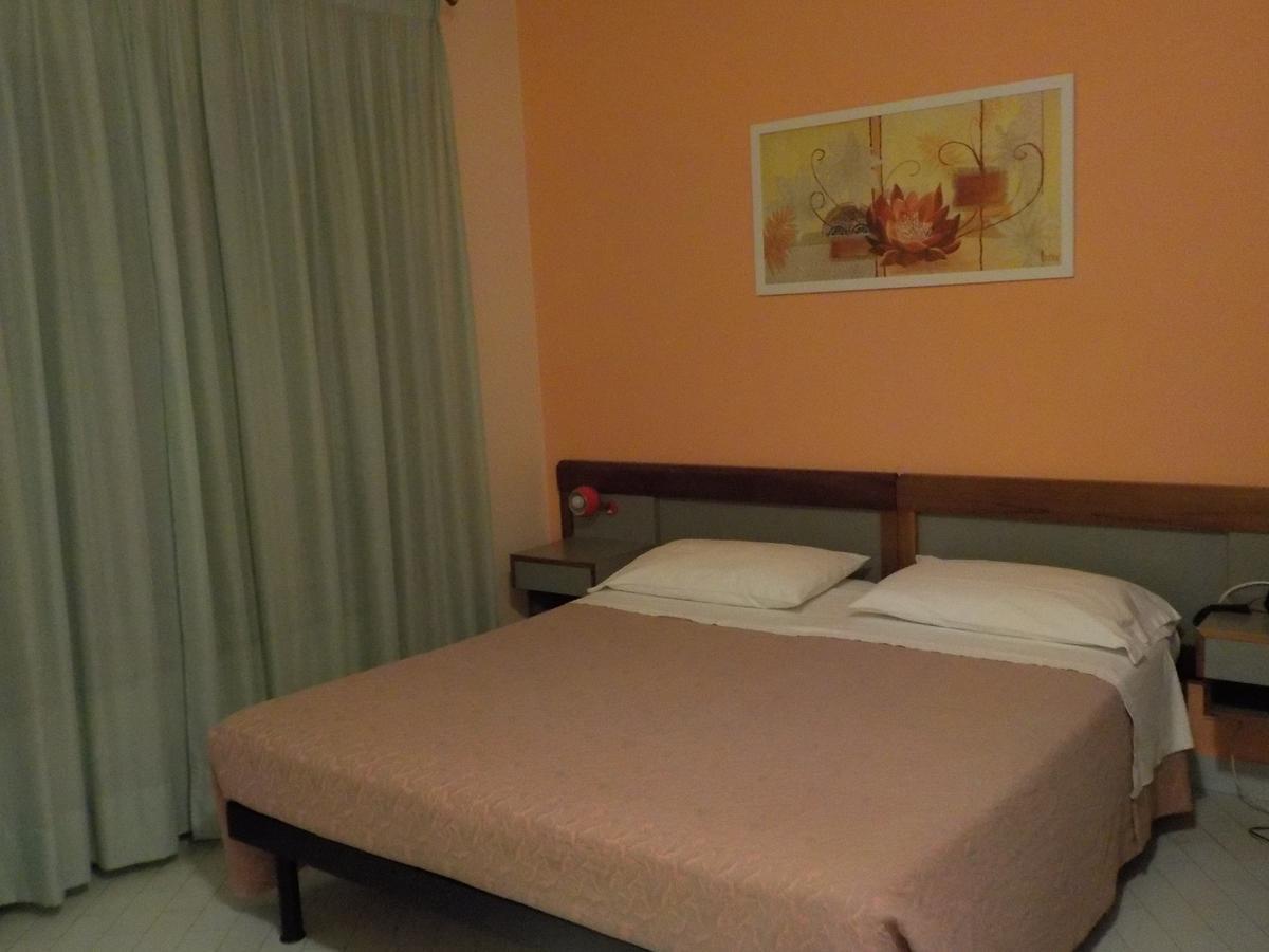 סן פליצ׳ה צ׳ירצ׳או Hotel Le Pleiadi מראה חיצוני תמונה